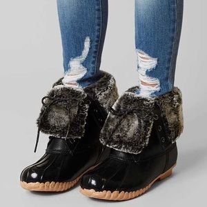 Sporto Brand Delinda Duck Boot — size 8